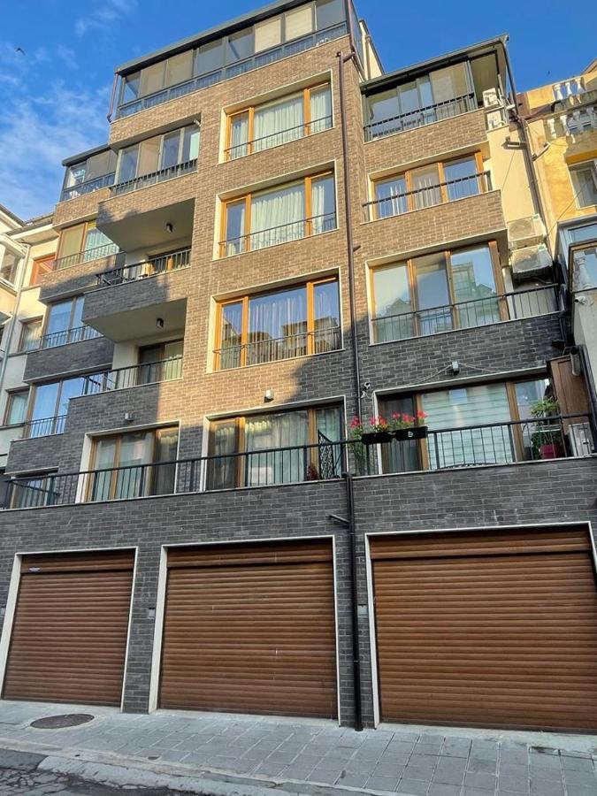 Stella&Gaby Apartment Бургас Екстериор снимка
